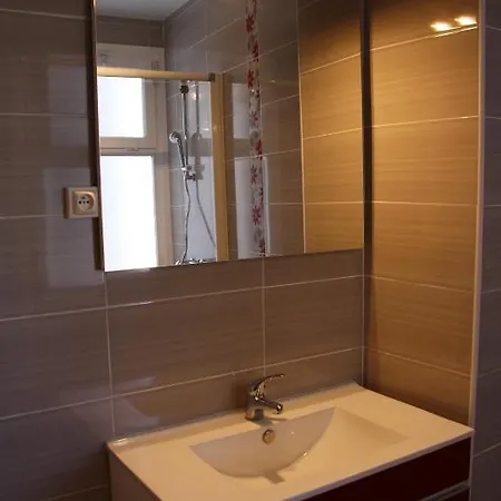 Le Saint Vincent - Les Balcons De La Cite Apartment